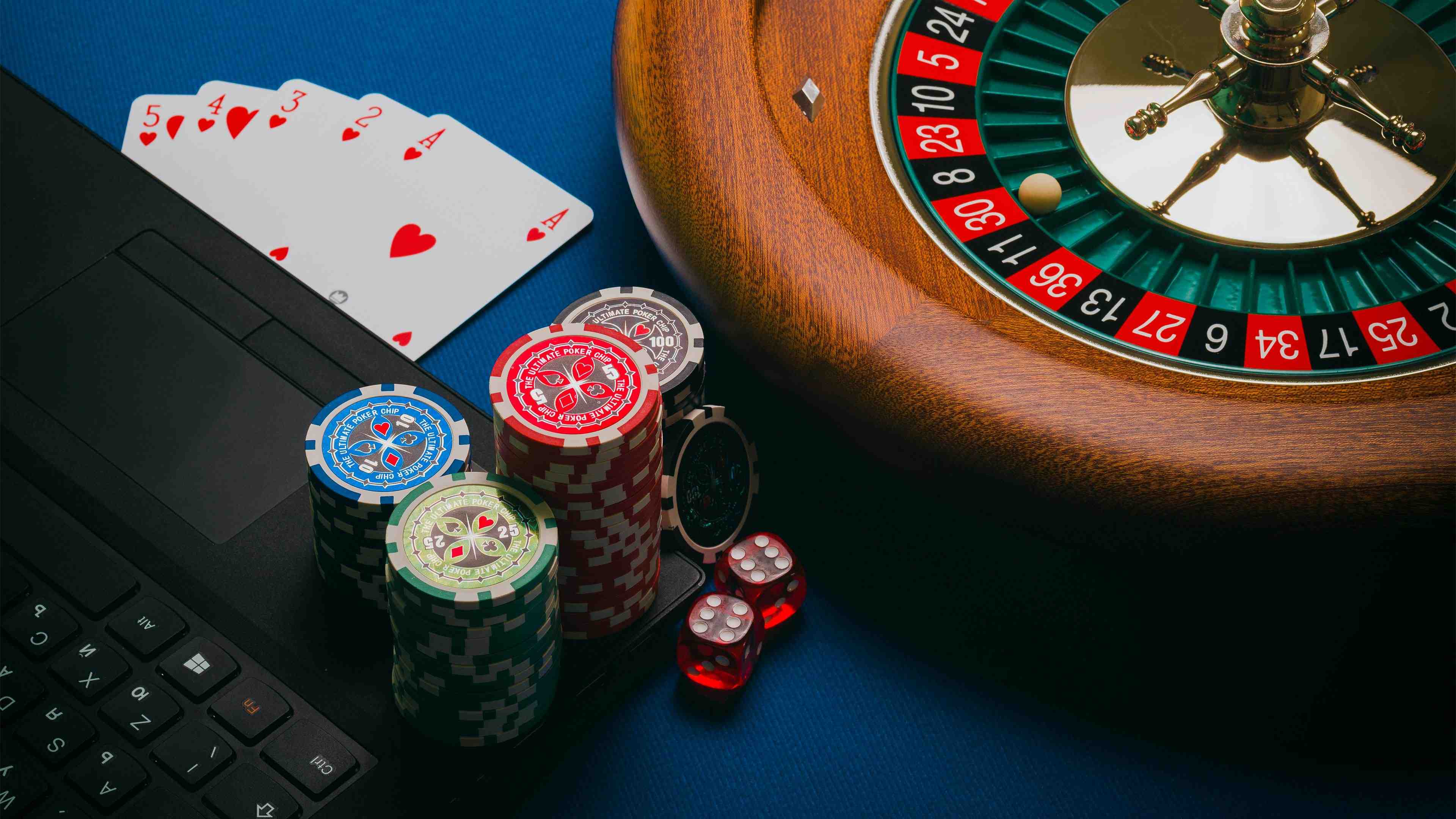 myam98 Baccarat Poker Blackjack အွန်လိုင်း ကတ်ဂိမ်းများ